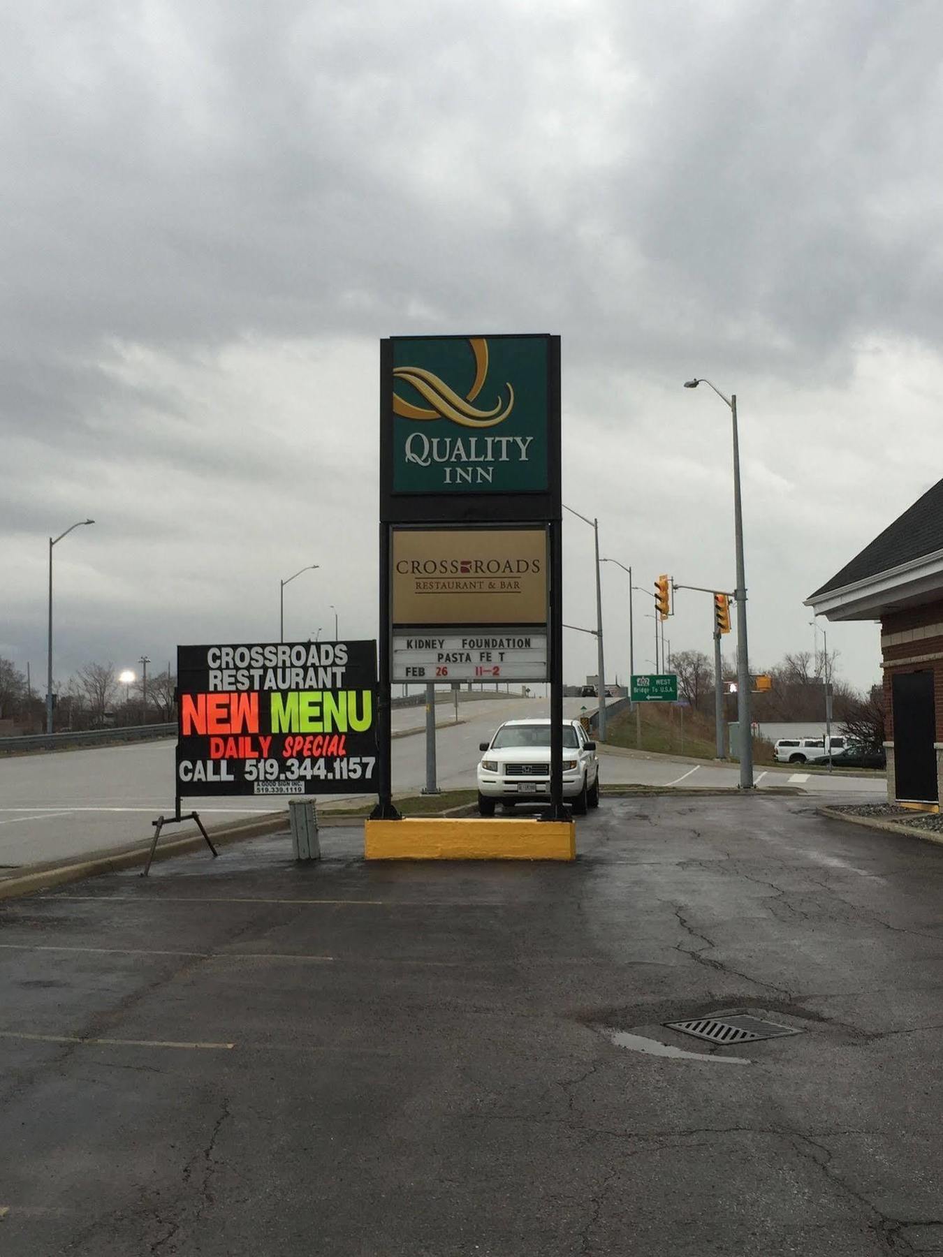 Quality Inn Sarnia Exterior foto